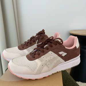 Asics GT-II limited edition chocolate brown blush pink size 10 casual sneakers